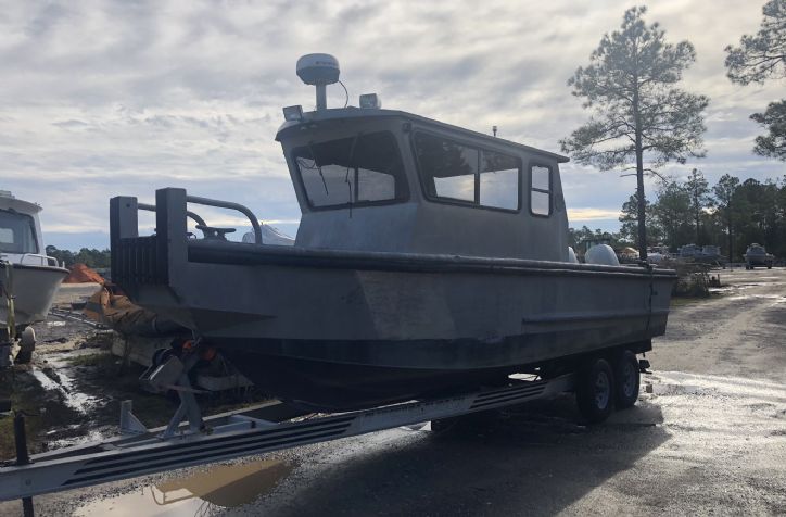 <strong>Silverships 1995 Vessel 241</strong>1995 Silverships Work boat 