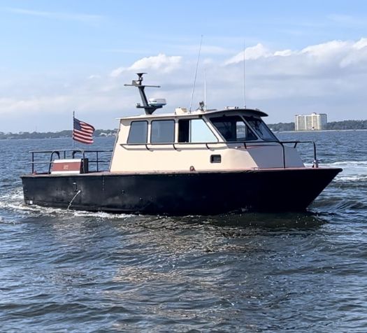 <strong>40 Sea Ark Dauntless </strong>1996 40ft. Sea Ark Dauntless 