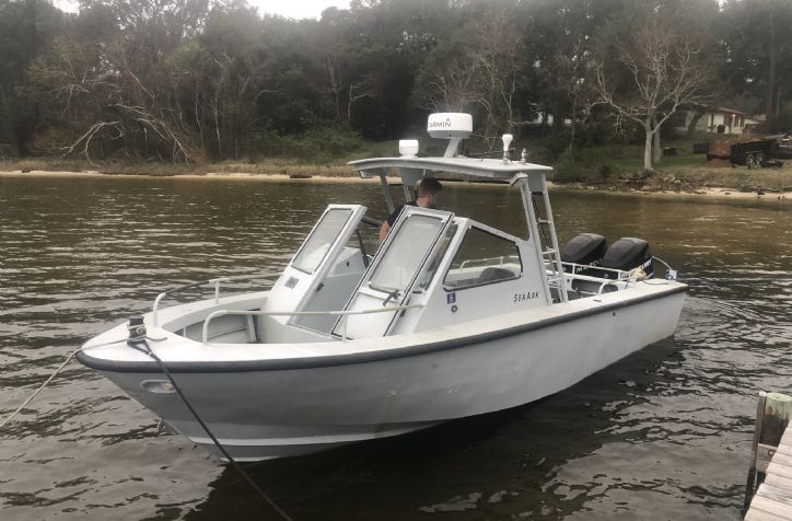 <strong>1997 Sea Ark VC Commander Wak-Thru </strong>1997 25 Sea Ark VC Commander Walk-Thru with 2008 Mercury Opti's