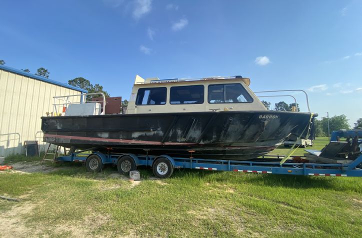 <strong>1998 Sea Ark 36 Launch</strong>1998 36 Sea Ark Launch Vessel "Barron"