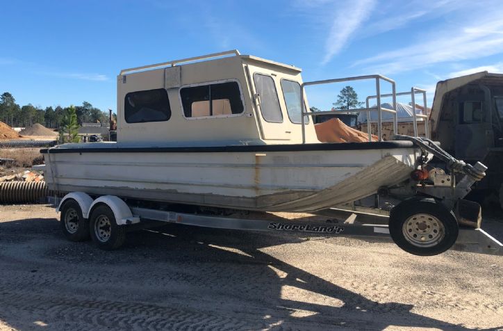 <strong>1995  F and F Survey Vessel </strong>20' F and F Survey Vessel 1995 