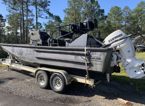 2006 Boston Whaler Guardian