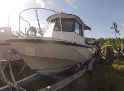 1989 Boston Whaler Frontier 